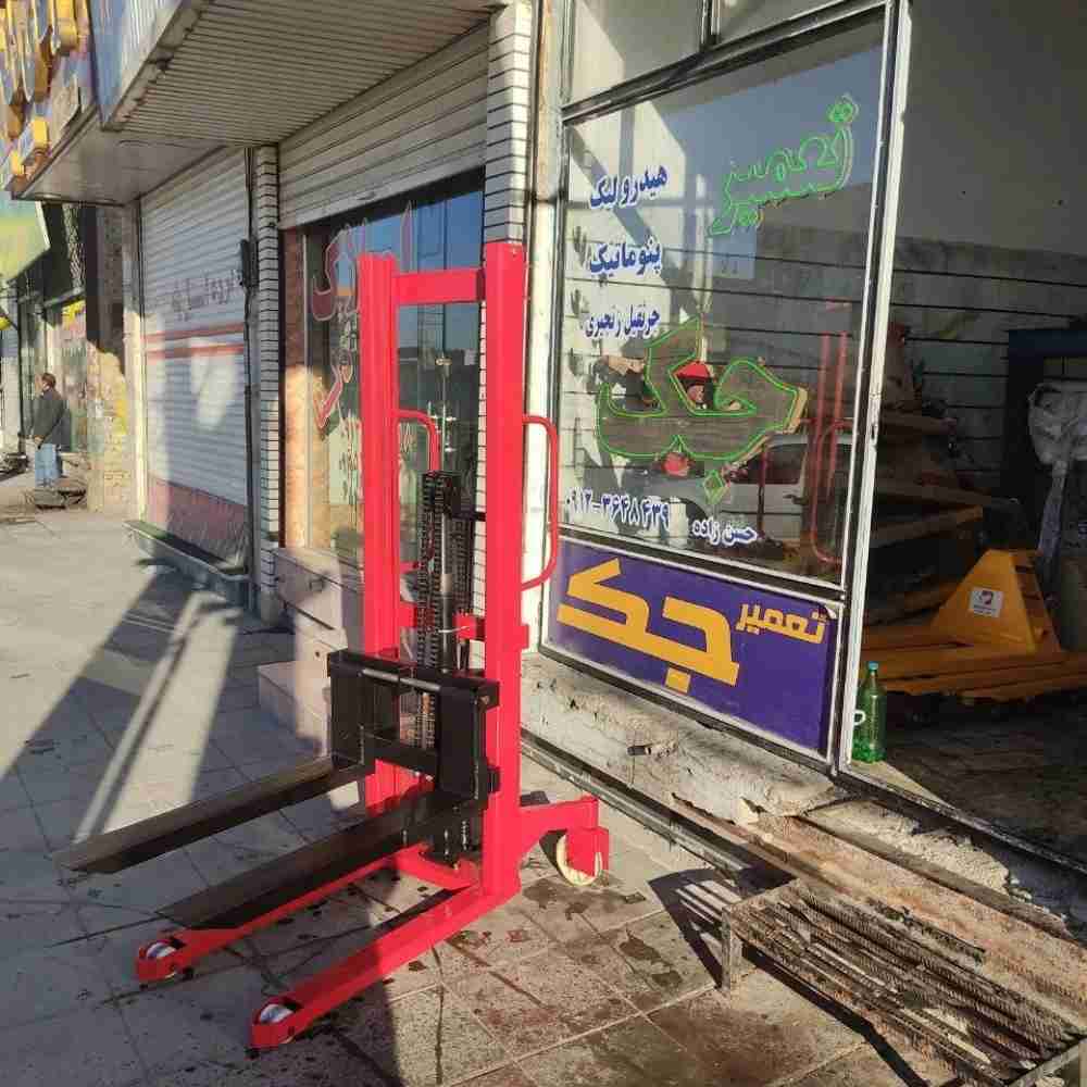 استاکر دستی